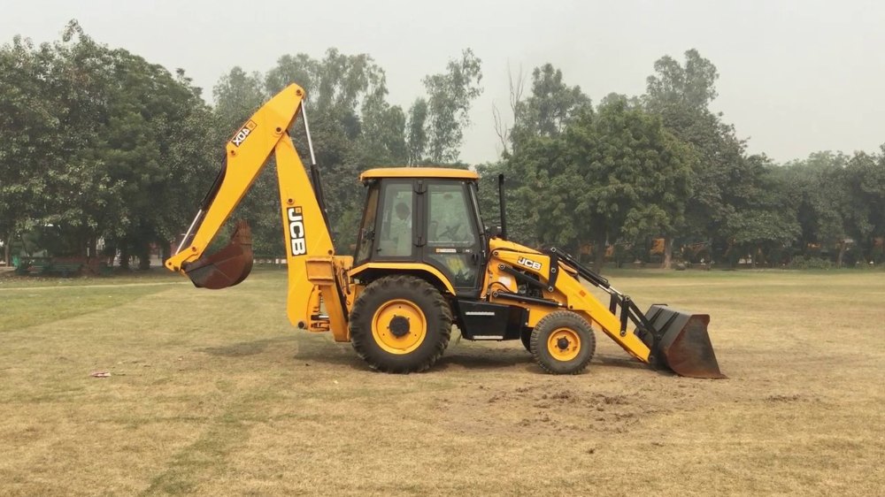 JCB 4DX backhoe loader